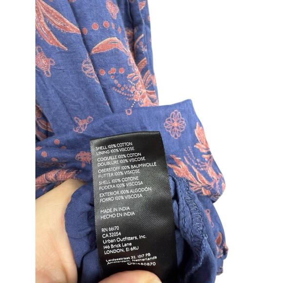 Free People Golden Hour Maxi Dress Boho Floral Size XS Flowy Gown Navy Combo - Picture 6 of 9